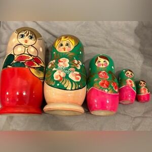 Vintage Russian Nesting Dolls Set of 5